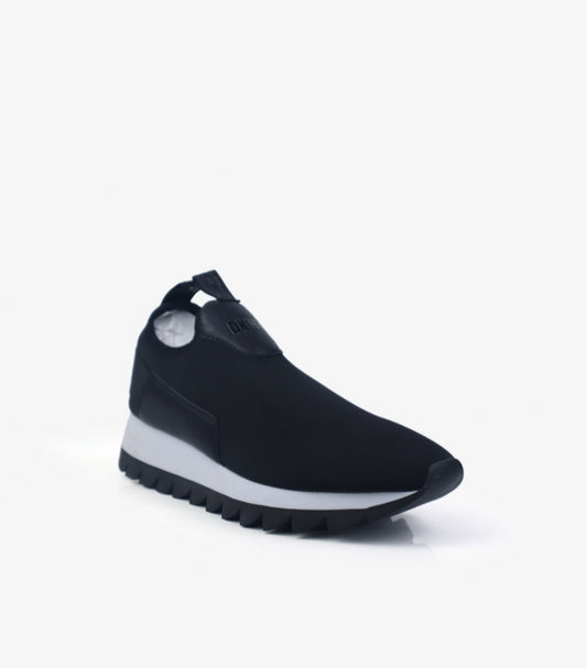 DKNY WOMEN'S SLIP-ON SNEAKER