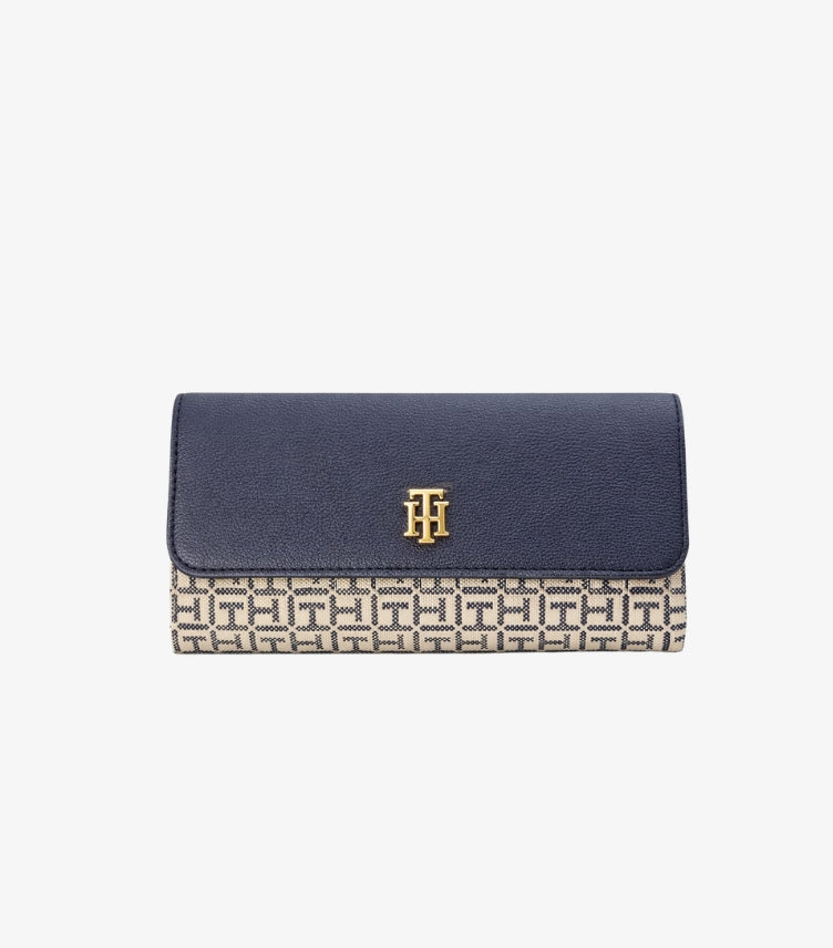 TOMMY HILFIGER WOMEN’S LOGO WALLET