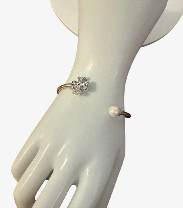 TORY BURCH FLOWER CUFF IN SILVER-TONE BRACELET