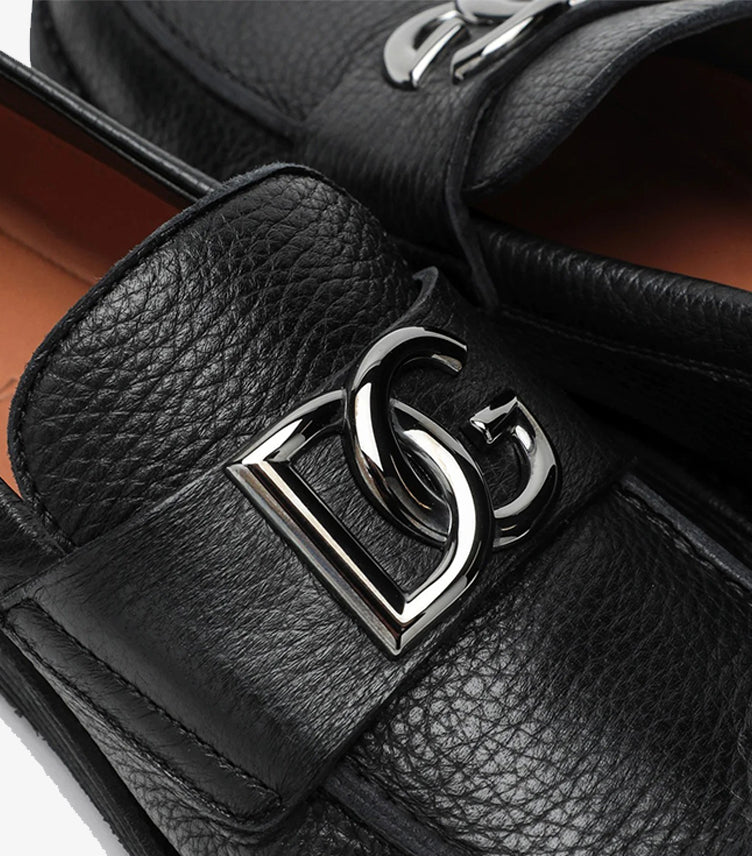 DOLCE & GABBANA BLACK LEATHER LOAFERS WITH DG LOGO