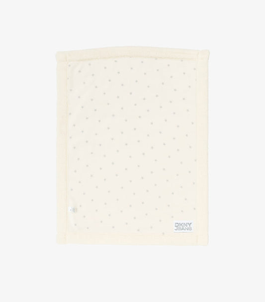 DKNY JEANS WHITE FLEECE BLANKET STAR SECURITY SET