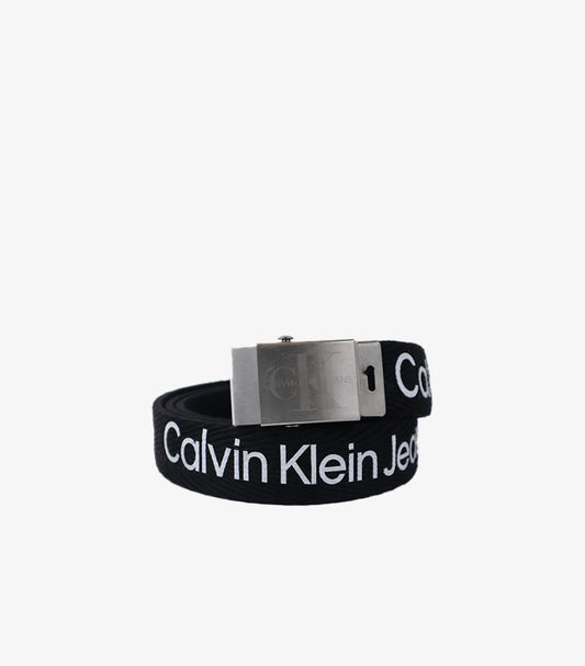 CALVIN KLEIN JEANS UNISEX LOGO WEB BELT – BLACK WITH METAL BUCKLE