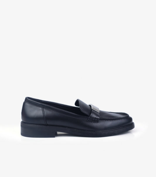CALVIN KLEIN WOMENS GERONA CLASSIC LOAFERS