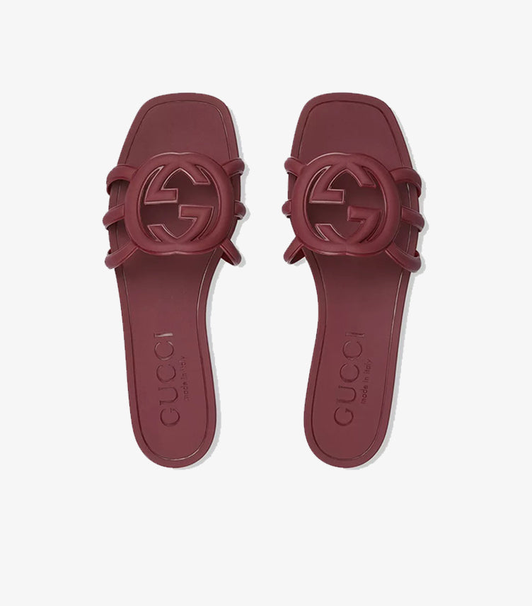 GUCCI INTERLOCKING G SLIDE SANDALS IN RUBBER