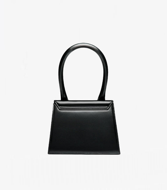JACQUEMUS THE MEDIUM CHIQUITO LEATHER HANDBAG