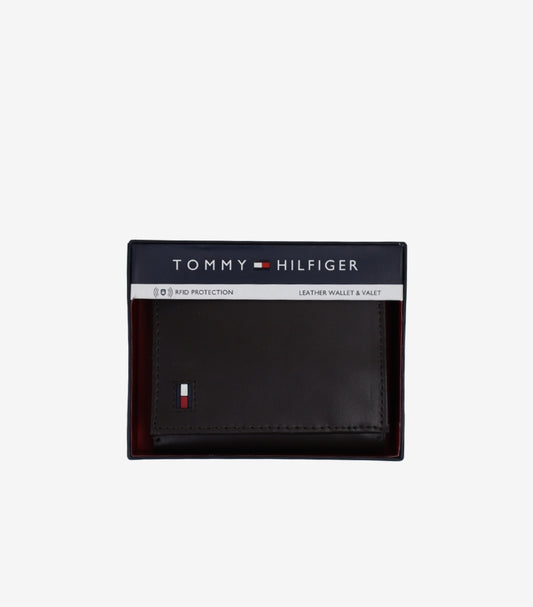 TOMMY HILFIGER LEATHER WALLET