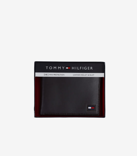 TOMMY HILFIGER LEATHER WALLET