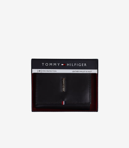 TOMMY HILFIGER LEATHER WALLET