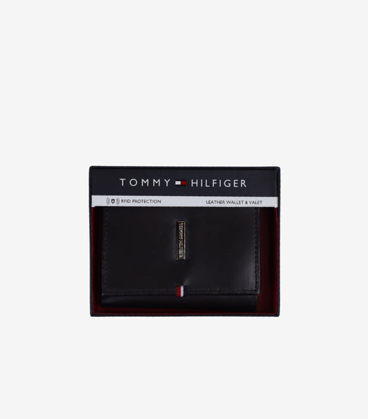 TOMMY HILFIGER LEATHER WALLET