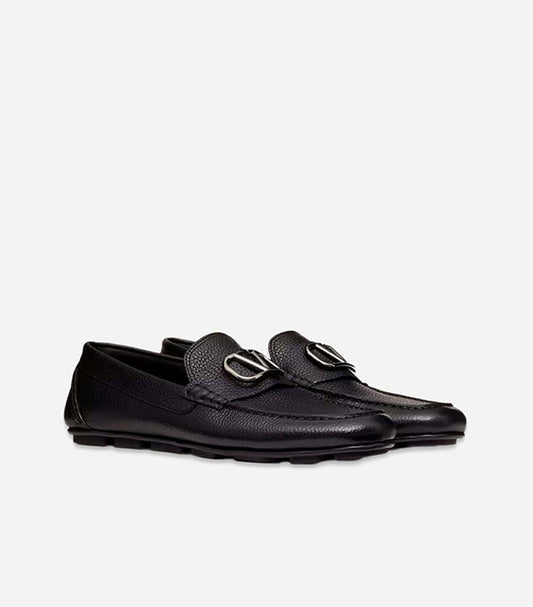 VALENTINO GARAVANI MEN’S LEATHER LOAFERS WITH V-LOGO – BLACK