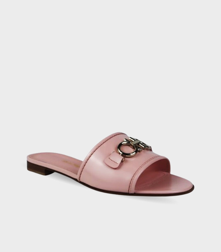 FERRAGAMO GANCINI FLAT SLIDES IN HAMMERED CALF LEATHER