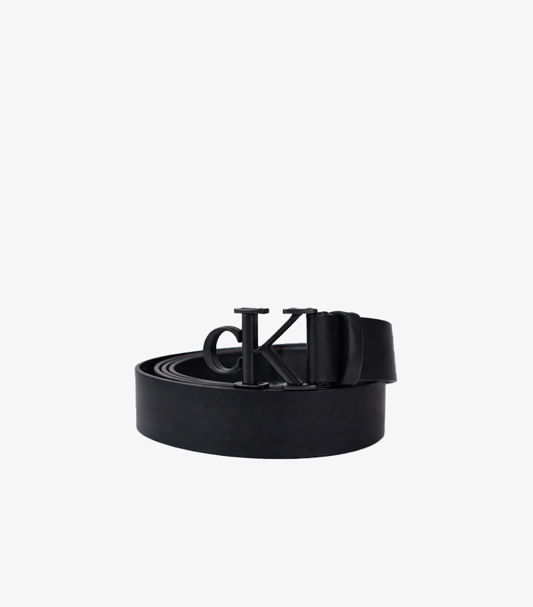 CALVIN KLEIN (CK) MATTE LOGO BUCKLE LEATHER BELT – BLACK