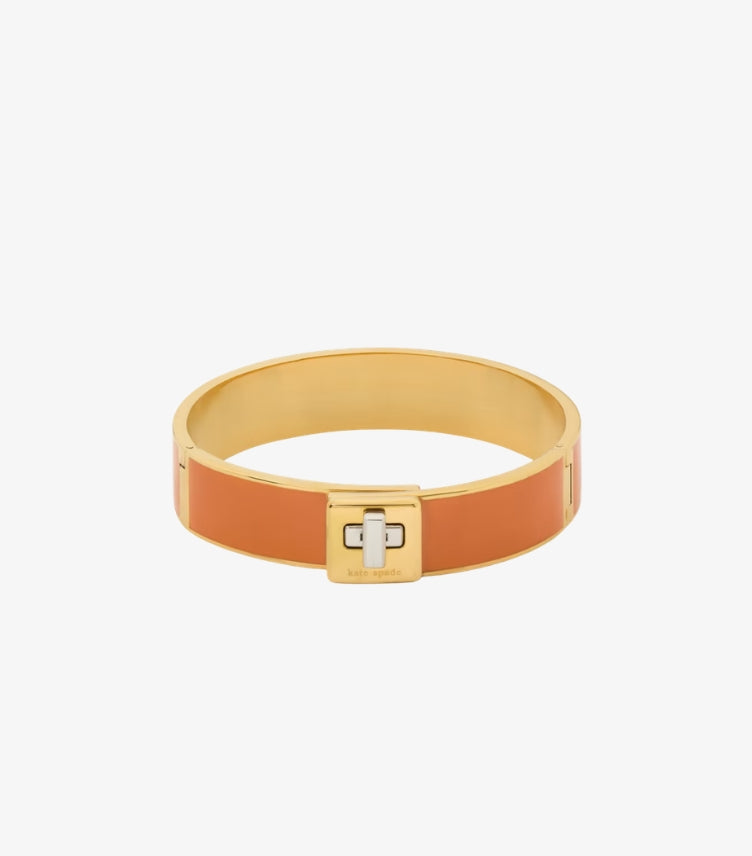 KATE SPADE PHOEBE ENAMEL TURNLOCK BANGLE