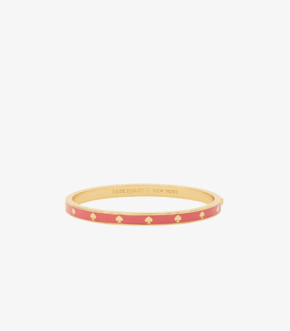 KATE SPADE SPOT THE SPADE ENAMEL HINGED BANGLE