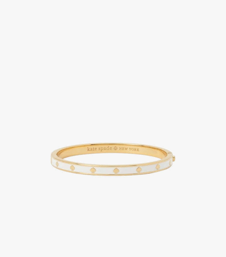 KATE SPADE NEW YORK SPOT THE SPADE HINGED BANGLE BRACELET