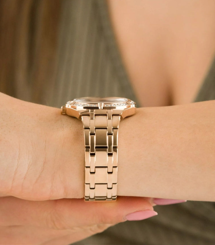 GUESS COSMO ROSE GOLD STAINLESS STEEL WHITE DIAL QUARTZ WATCH  - GW0033L3