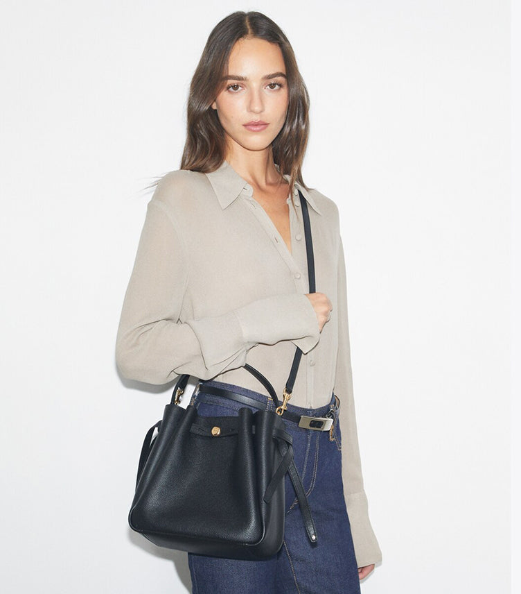 TORY BURCH ROMY BUCKET BAG