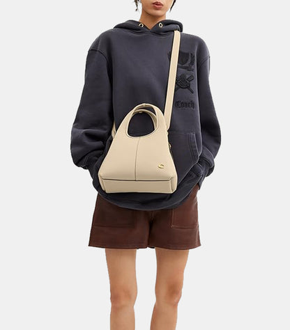 COACH POLISHED PEBBLE LEATHER LANA SHOULDER BAG 23, IVORY