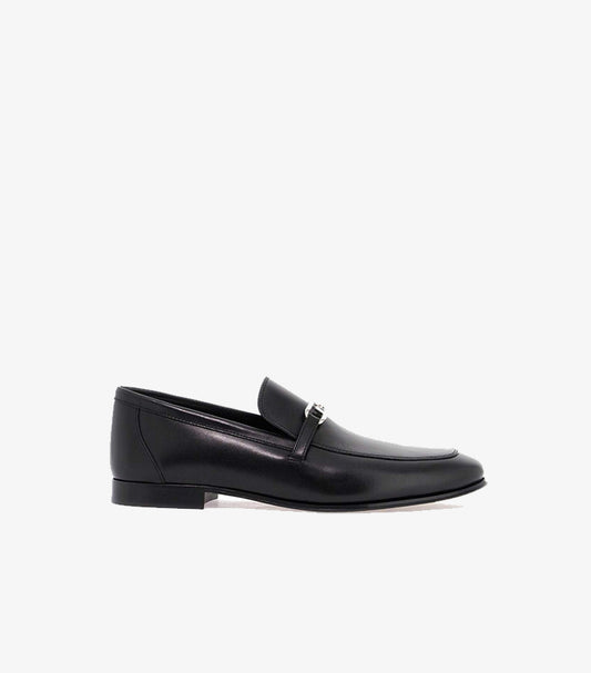 Side view of Fendi men’s smooth leather loafer with signature FF hardware and slim formal sole