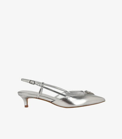 GUESS WOMEN’S SILVER POINTED TOE SLINGBACK HEELS