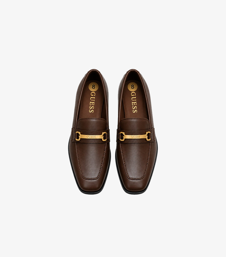 GUESS men's designer loafers with branded gold-tone metal detail, square toe and signature GUESS insole