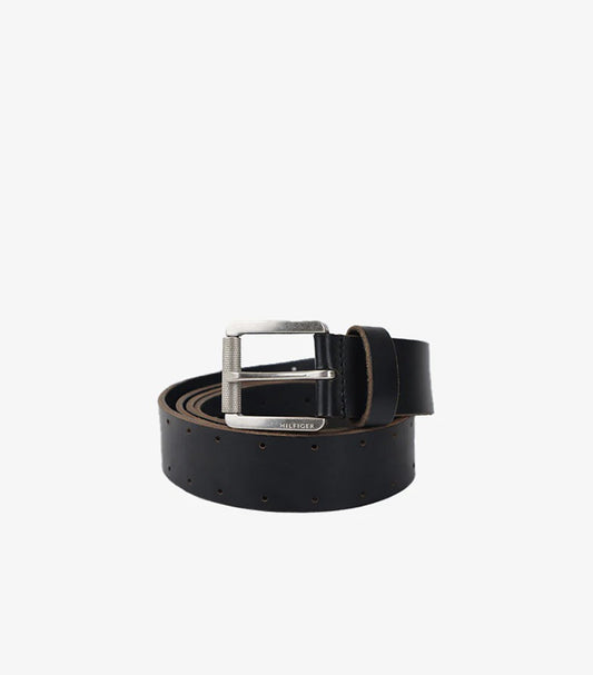 TOMMY HILFIGER MEN’S BLACK LEATHER BELT WITH CLASSIC SILVER BUCKLE