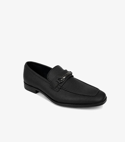 "GUESS men's black textured leather bit loafer with horsebit buckle, side angle view"