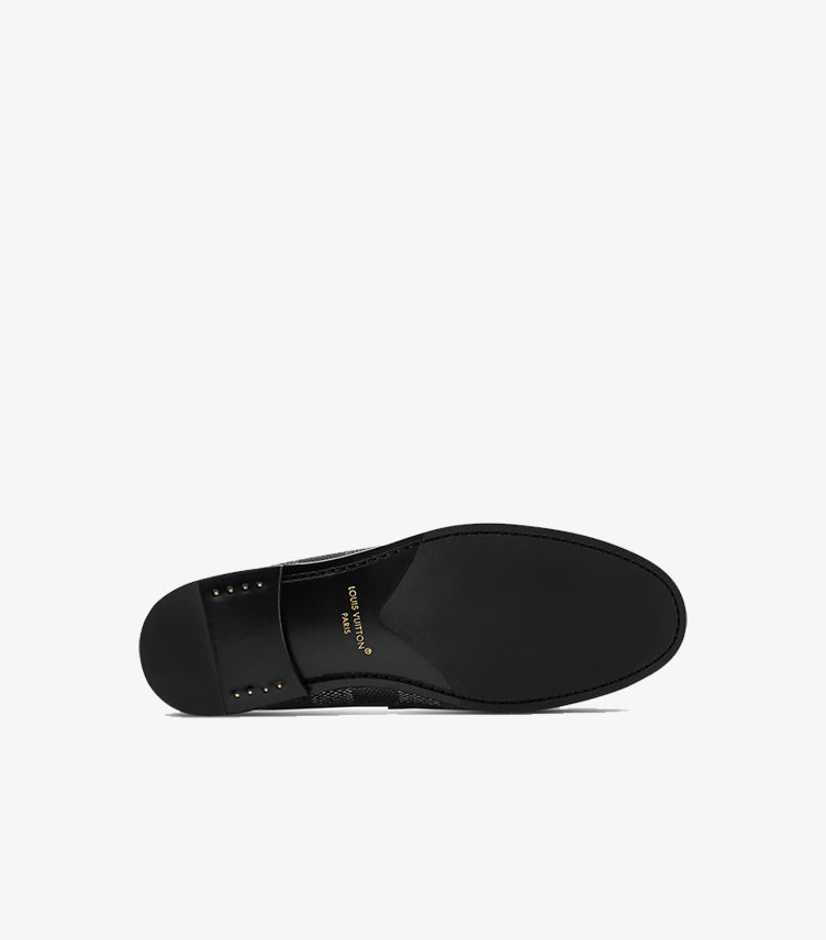 Louis Vuitton Major men’s loafer black outsole view
