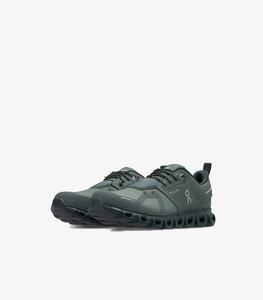 Angled front view of On Running Cloud trainers with rounded toes, layered uppers and heel pull tabs
