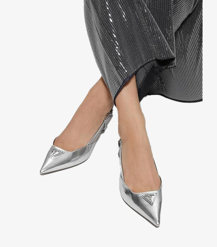 GUESS WOMEN’S SILVER POINTED TOE SLINGBACK HEELS
